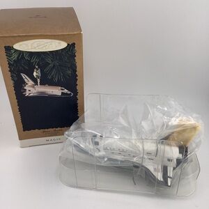 1995 Hallmark Keepsake Ornament “Space Shuttle”
